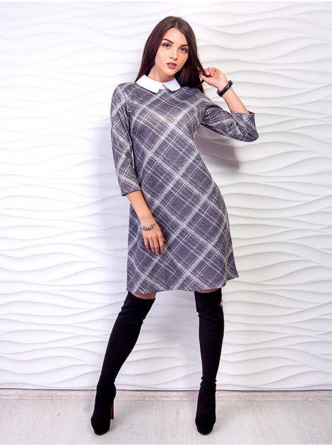Модное клетчатое платье А-силуэта из ткани с воротником. Арт.2473