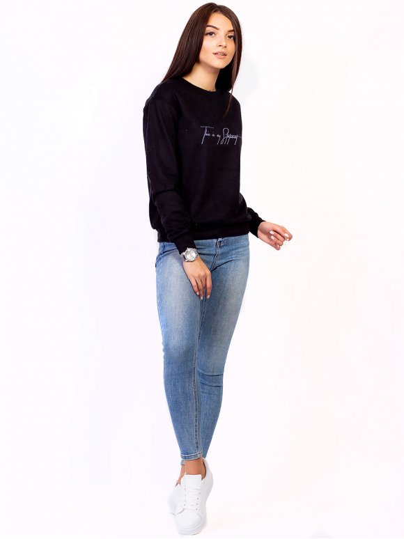 Стильный джемпер с надписью 2779