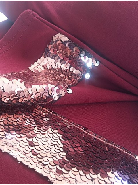 Комплект: кофта + юбка, декорированные вставками из двухсторонних пайеток. Арт.2395