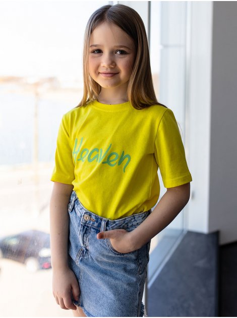 Дитяча футболка з принтом в різних кольорах 10093