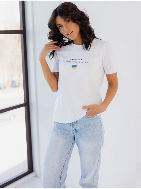 Біла футболка з принтом "ПАЛЯНИЦЯ" 3427