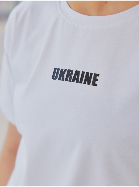 Жіноча патріотична футболка з принтом «Ukraine » 3847