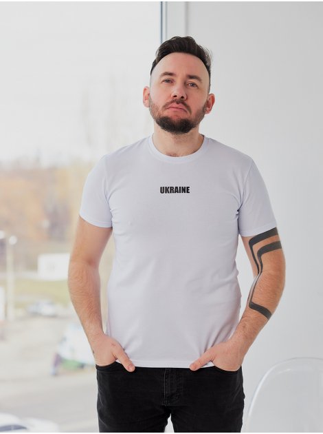 Чоловіча патріотична футболка з принтом «Ukraine » 3846